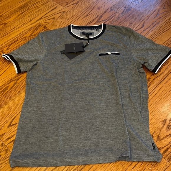 NWT Ted Baker Men’s Black Striped T-Shirt Size 5 (XL) - Picture 1 of 7